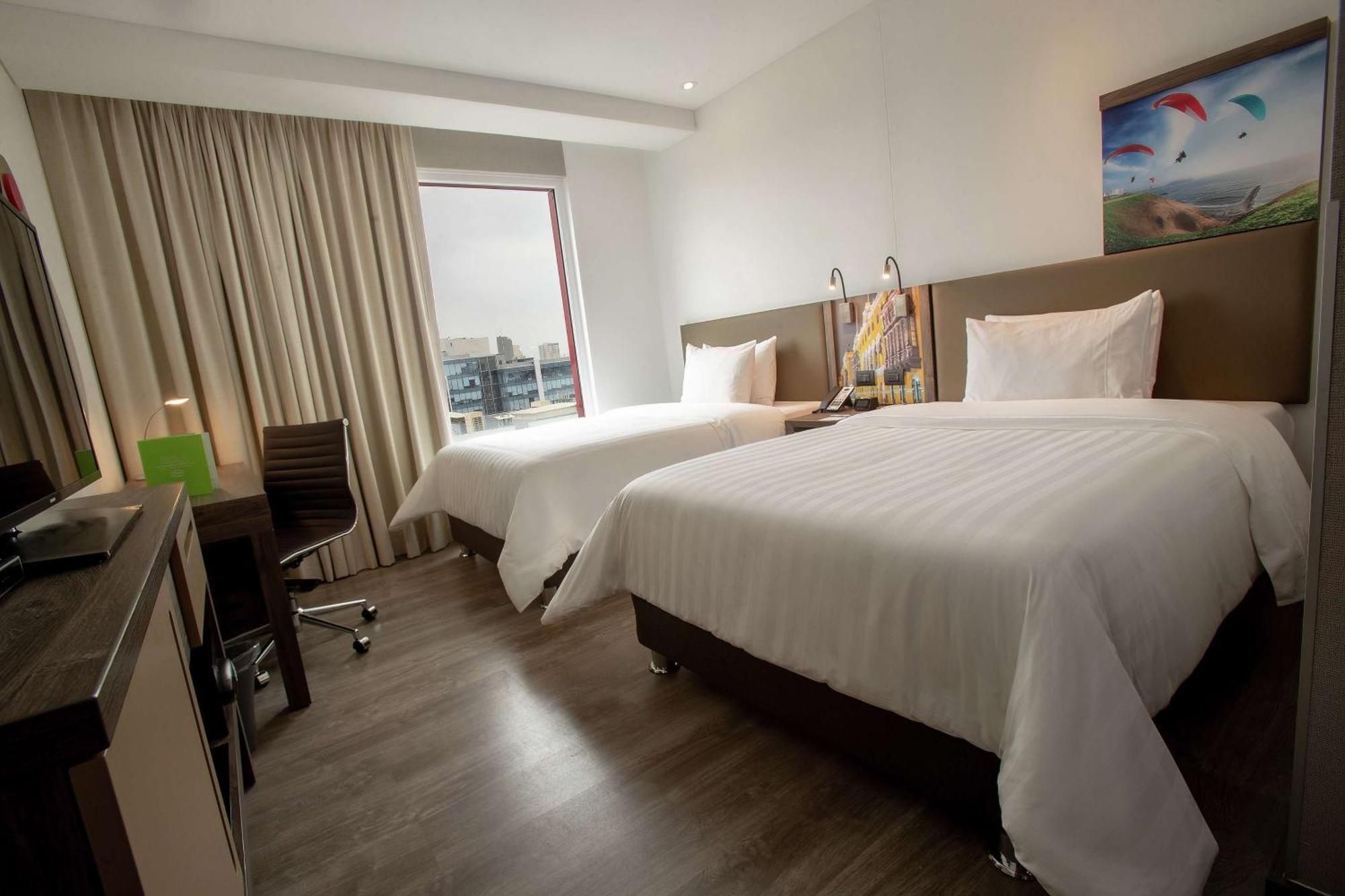 Hampton By Hilton Lima San Isidro Hotel Exterior foto